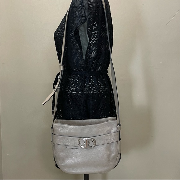 Tory Burch Gemini Belted Crossbody Bag - Picture 4 of 15